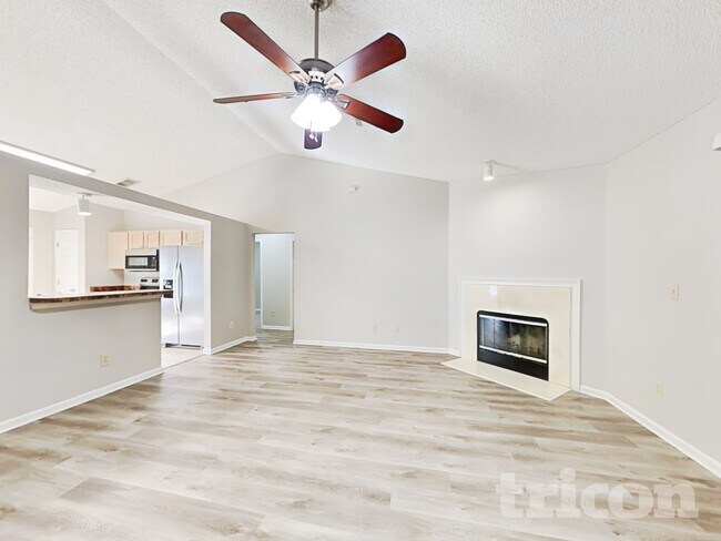 Photo - 8755 Tidewood Ct