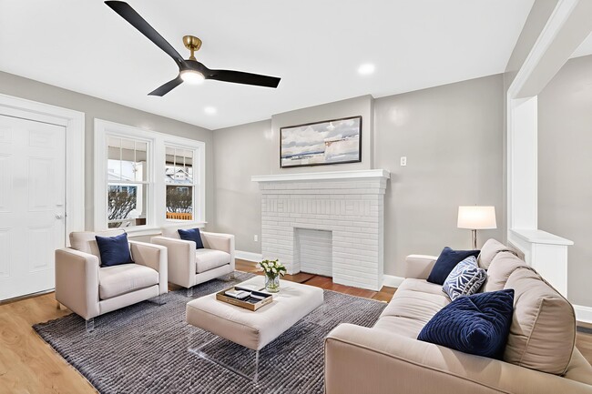 Photo - 1234 S Champion Ave