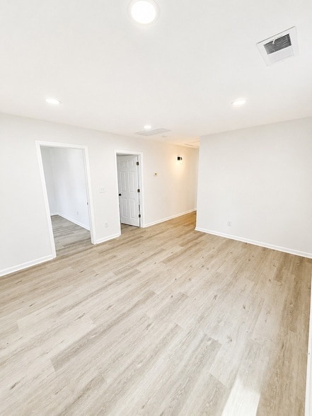 Photo - 1808 Cephas St