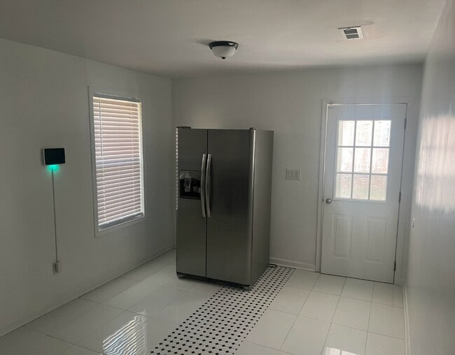 Photo - 3103 Lincoln Dr