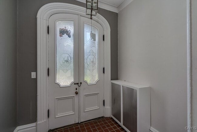 Photo - 160 Ten Eyck St