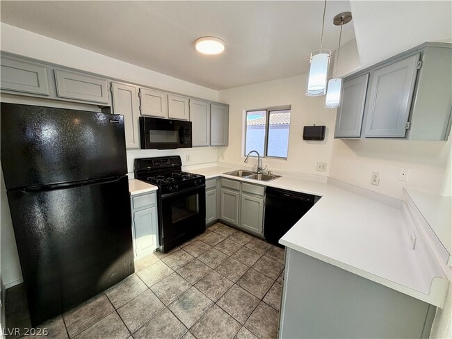 4555 E Sahara Ave Unit 240