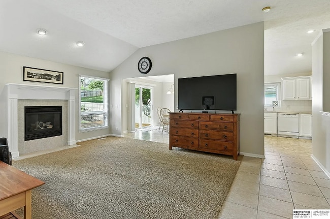 Photo - 16125 Timberline Dr