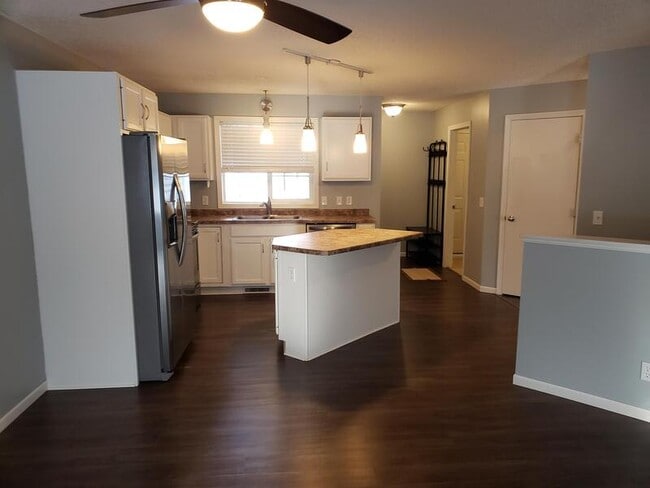 Photo - 10515 64th Ln NE