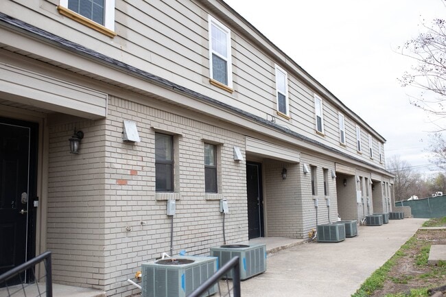 Mockingbird Point Apartments