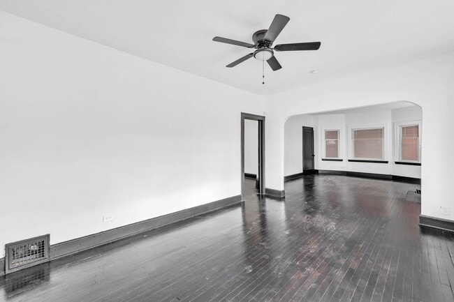 Photo - 3058 E 116th St Unit UP