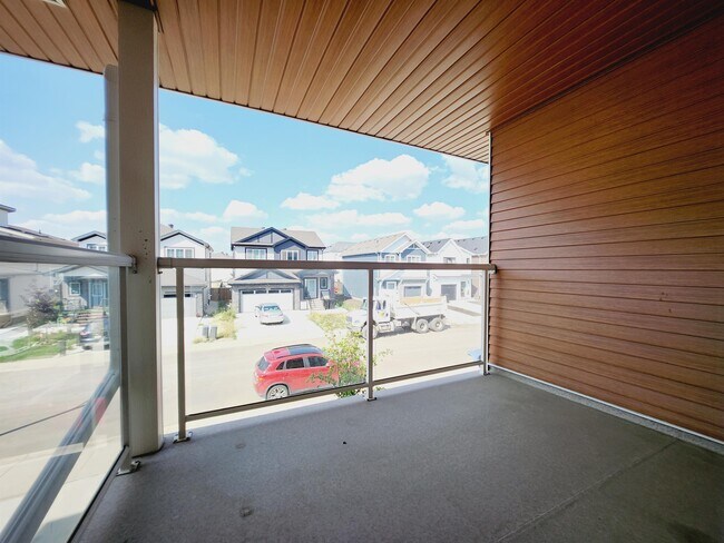 Photo - 17215-17219 9 Avenue Southwest