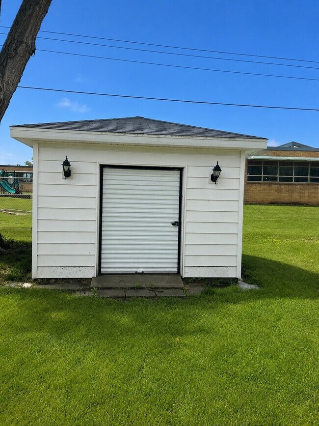 Photo - 532 Riley Dr