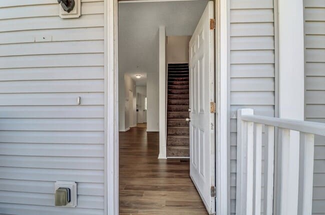 Photo - 375 Laurel Oak Ln