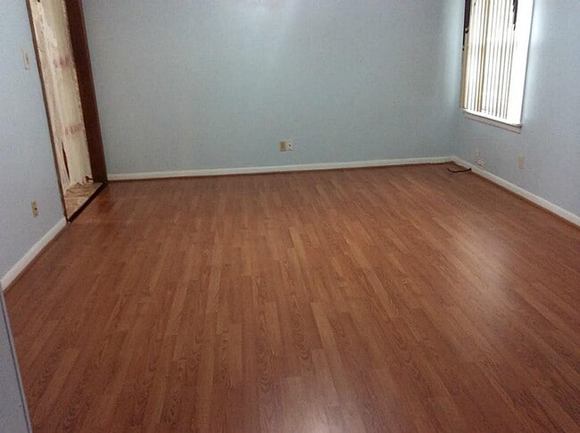 Building Photo - 4033 Osby Dr Rental