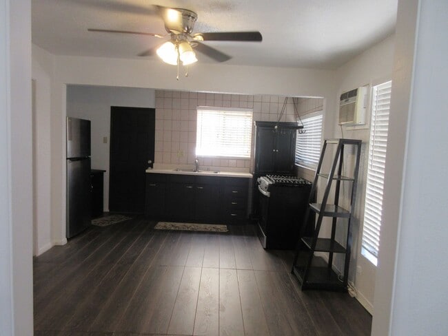 Photo - Adorable San Fernando home on O'Melveny