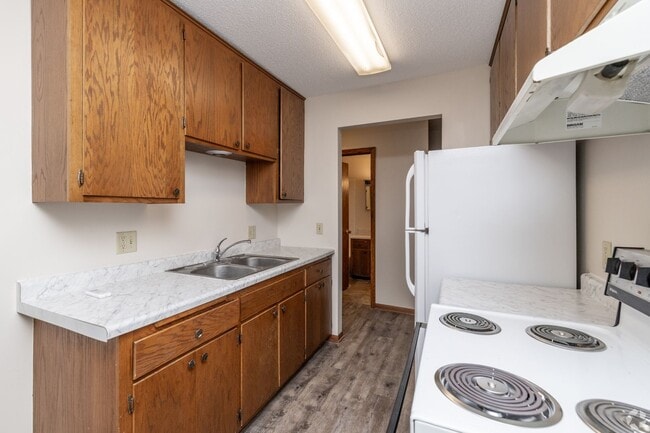 Four Seasons Apartments