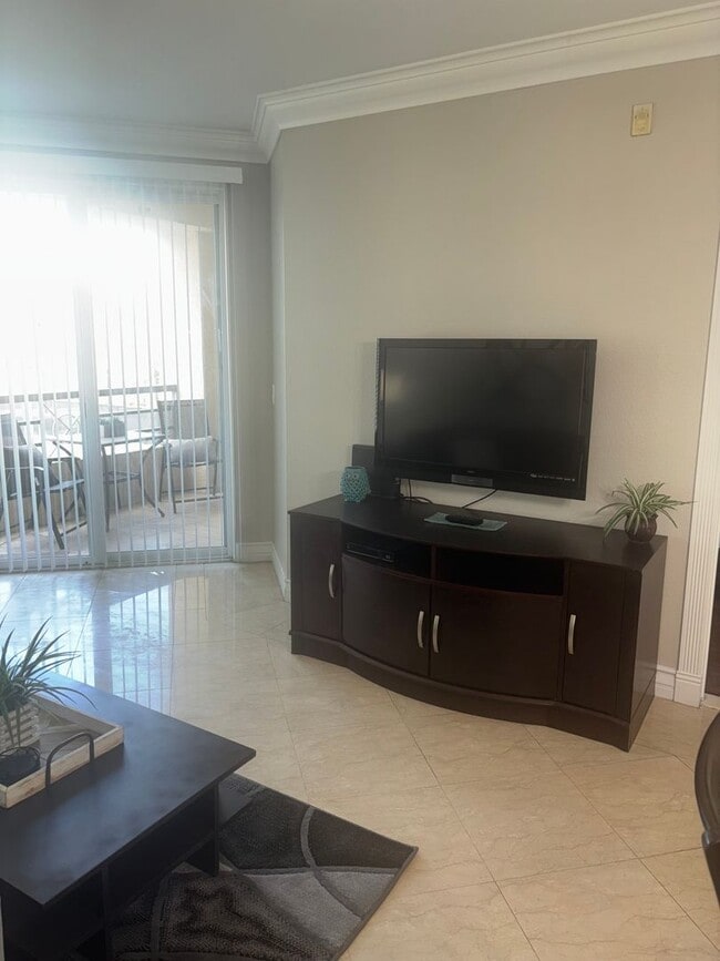Photo - Genoa, fully furnished 2bdr/2bath unit, ov...