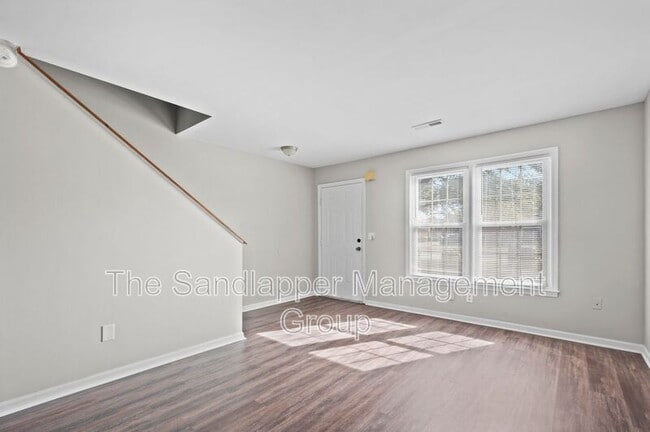 Photo - 28 Crosscreek Dr