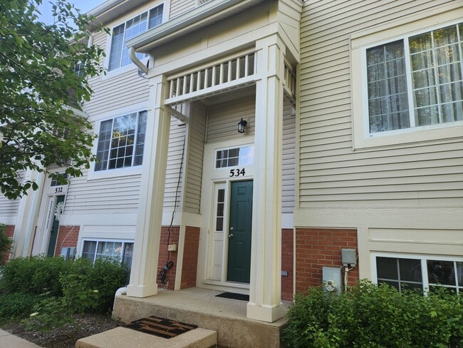 Building Photo - 534 Cary Woods Cir