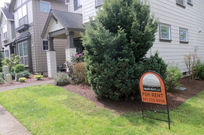 Photo - 3507 SE Quayside St