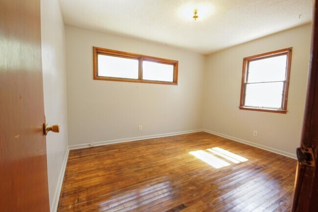 Photo - 2731 SE Massachusetts Ave