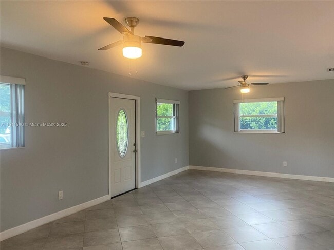 Photo - 6255 SW 62nd Ct