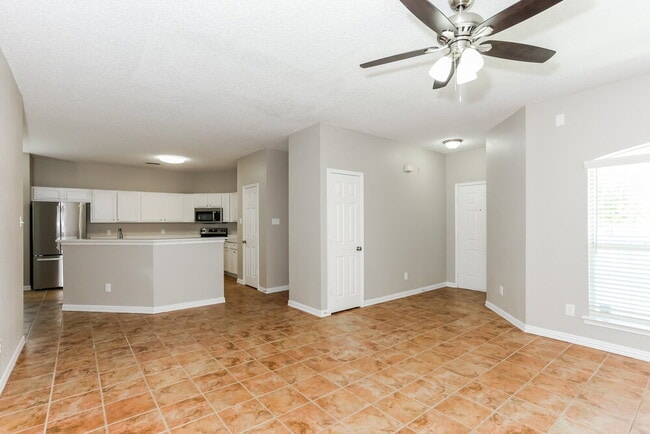 6421 Freshwater Ln