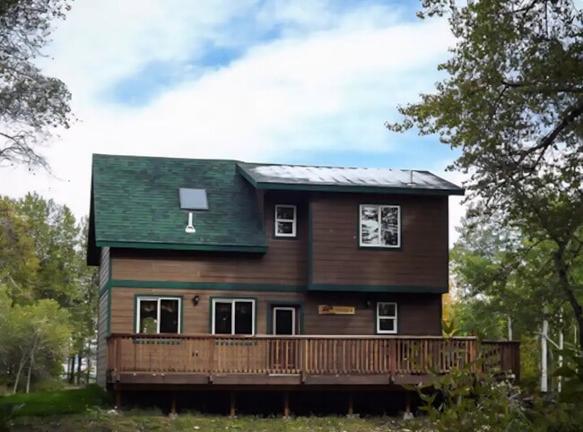 Building Photo - 135 Hideaway Dr