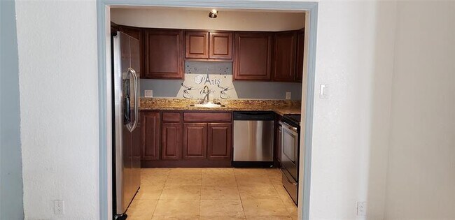 Photo - 413 SW 16th St