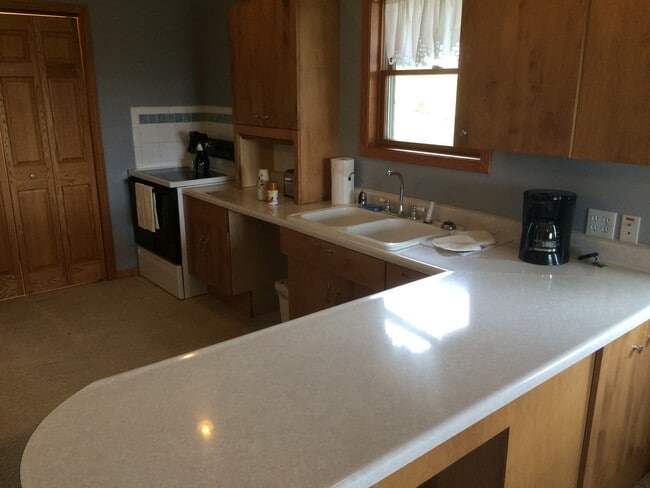 Building Photo - NZC (1017 S. Clark St. House East) Unit South Clark Rental