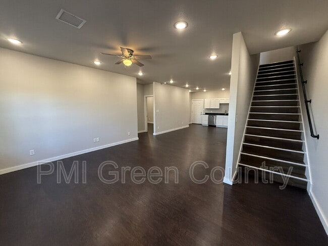 Photo - 13513 S Mingo Rd