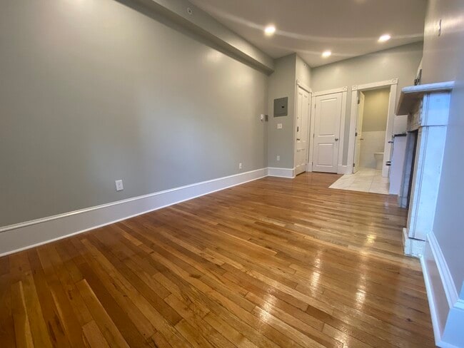 Photo - 397 Marlborough St Unit 10