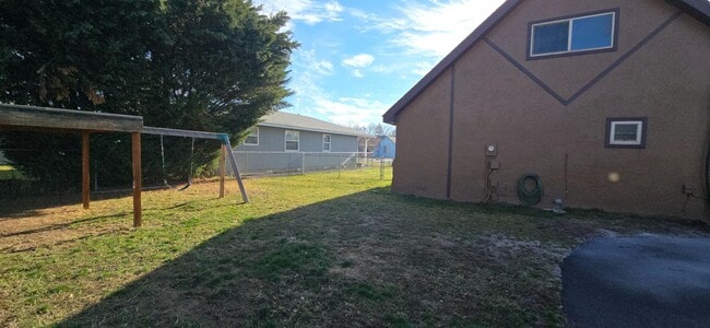 Photo - 5415 Lockford Dr