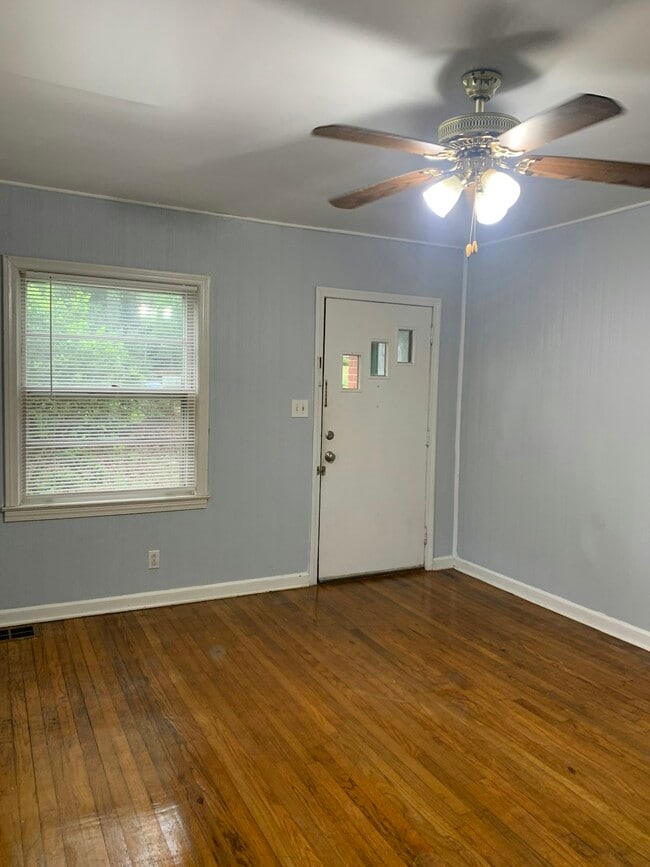 Photo - 117 Shadowmoor Dr Unidad B