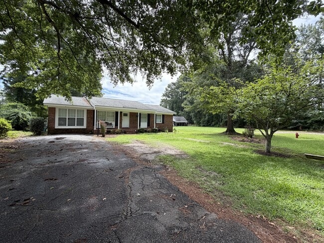 Photo - 3710 Robinson St
