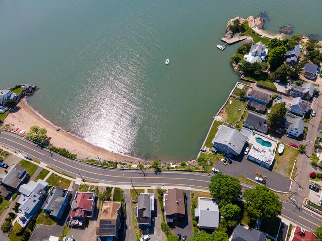 Photo - 198 Shore Dr