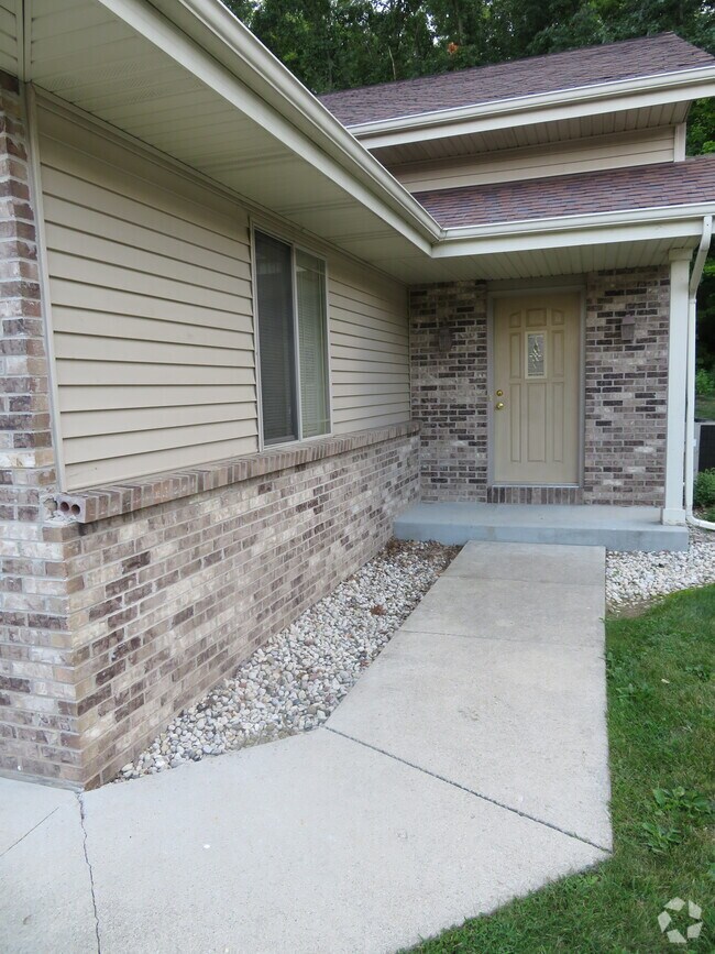Apartments for Rent in Slinger WI 7 Apartments