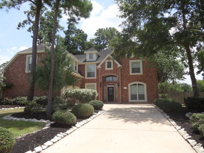 4915 Kings Way - 4915 Kings Way House