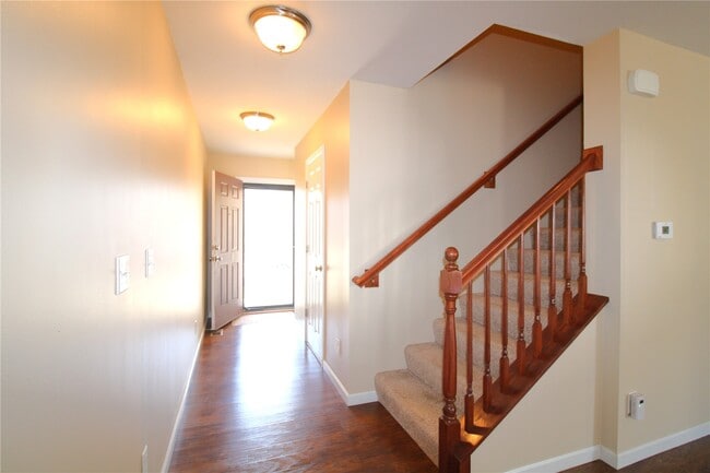 Photo - 643 Country Heights Dr