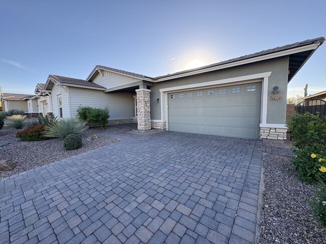 Photo - Dove Mountain 4 bedroom with Den 3,277 sq ft 3 car tandem garage