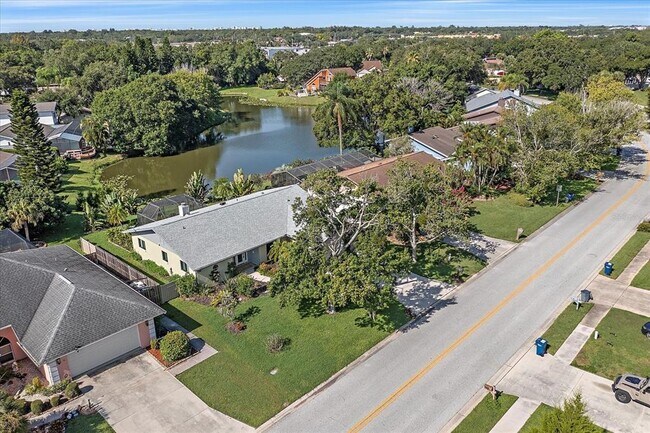 Photo - 4814 Country Oaks Blvd