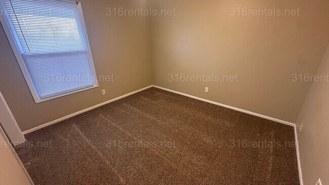 Photo - COMING SOON, PLEASE CHECK BACK. Unit 6716 W Par Lane  4