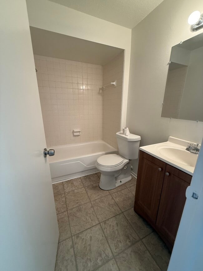 Photo - 1108 Amble Ln Unit 1110