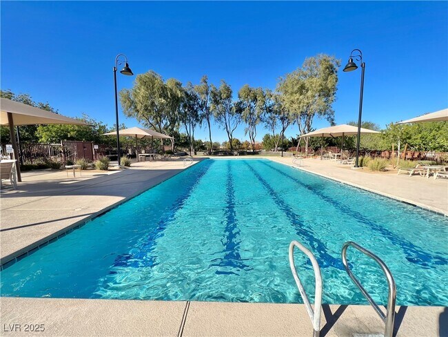 Photo - 2117 Thames View St