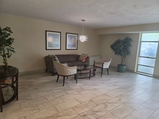Photo - 7420 Lakeview Dr Unit w103