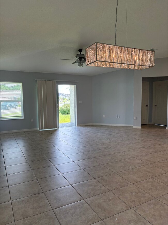 4751 Maplewild Ln.