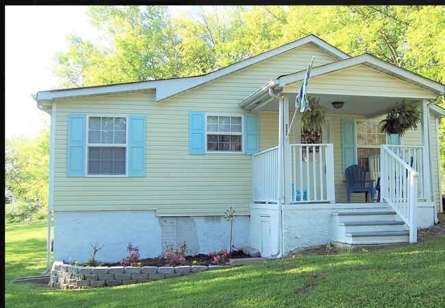Photo - 1417 Sevierville Rd House