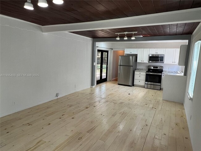 Photo - 606 SW 11th St