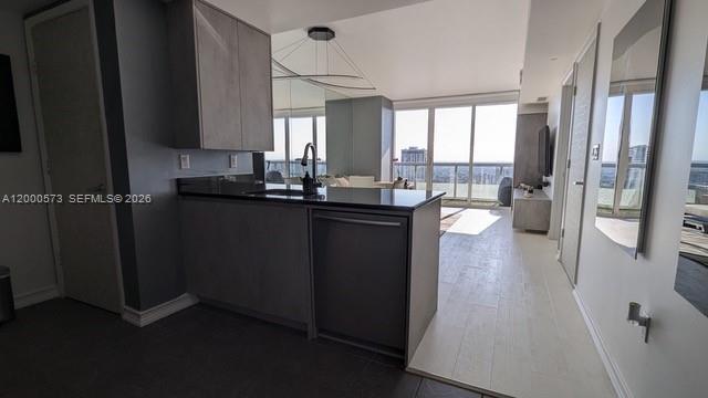 Building Photo - 50 Biscayne Blvd Unit 5107