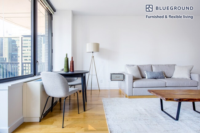 Photo - 150 E 57th St Unit FL28-ID520