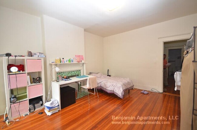 Photo - 1377 Commonwealth Ave Unit 6