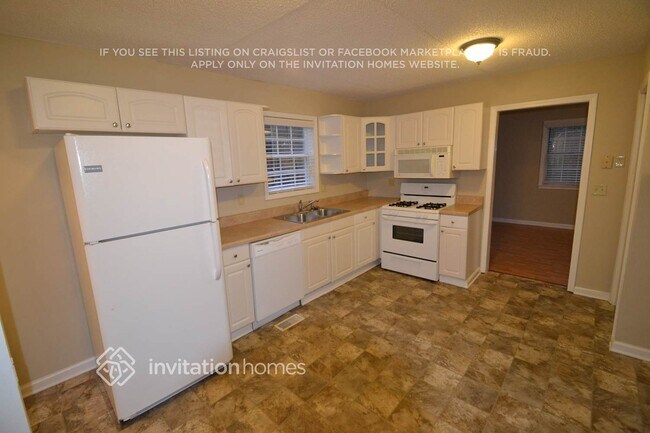 Photo - 505 Windward Way