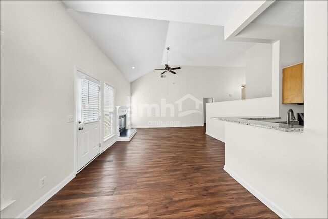 5229 Ridgefalls Way