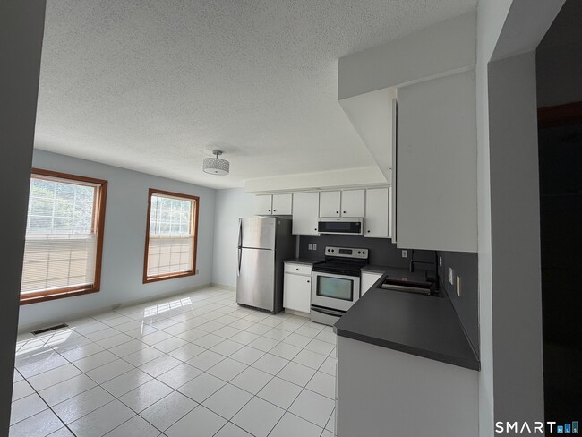 Photo - 1539 Farmington Ave Unit 1541